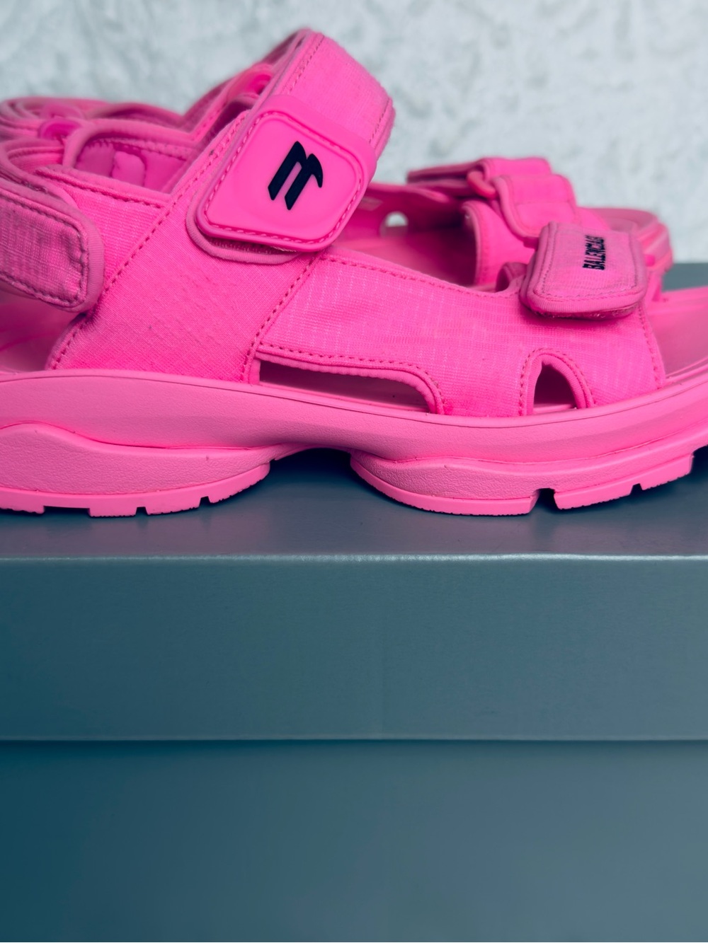 BALENCIAGA Tourist Sandal - Picture 4 of 15